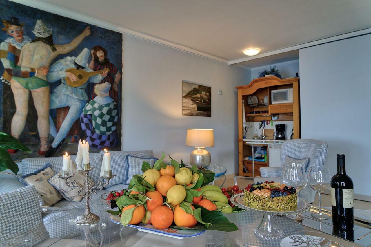Luxury Apartment And Charm Sea View Isola Bella Таормина Экстерьер фото